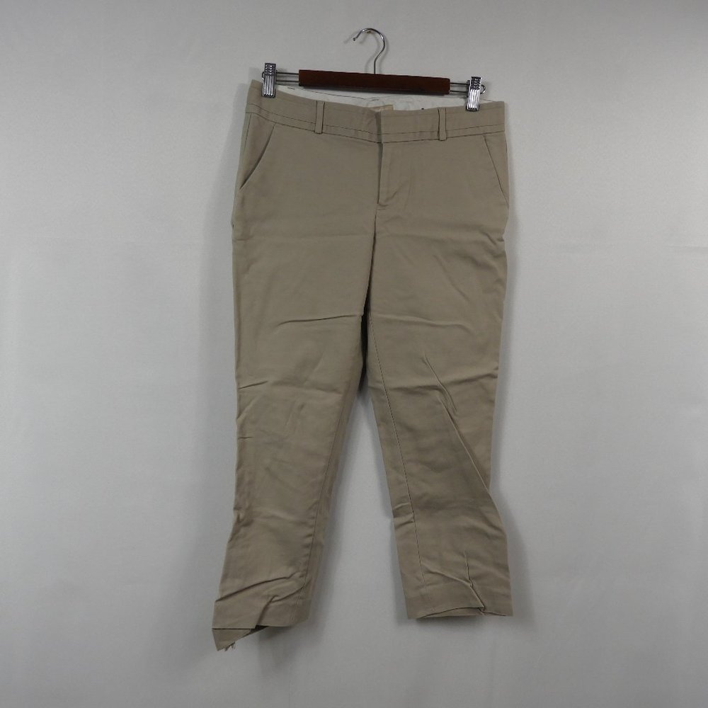 Banana Republic Beige Cropped Capris